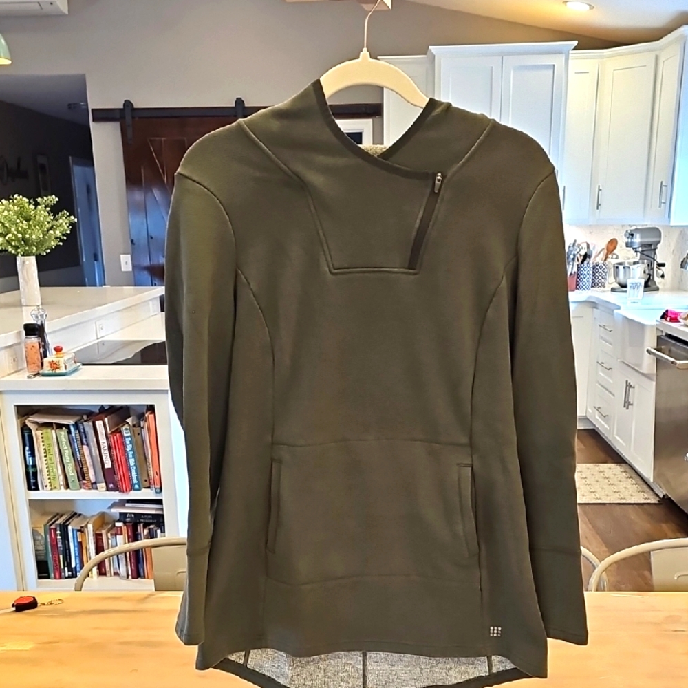 Title Nine Olive Green Pullover Hoodie